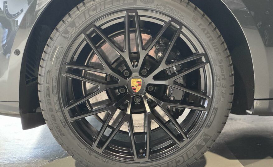 Porsche Macan III GTS 2.9 V6 bi-turbo 440 ch PDK 7 rapports