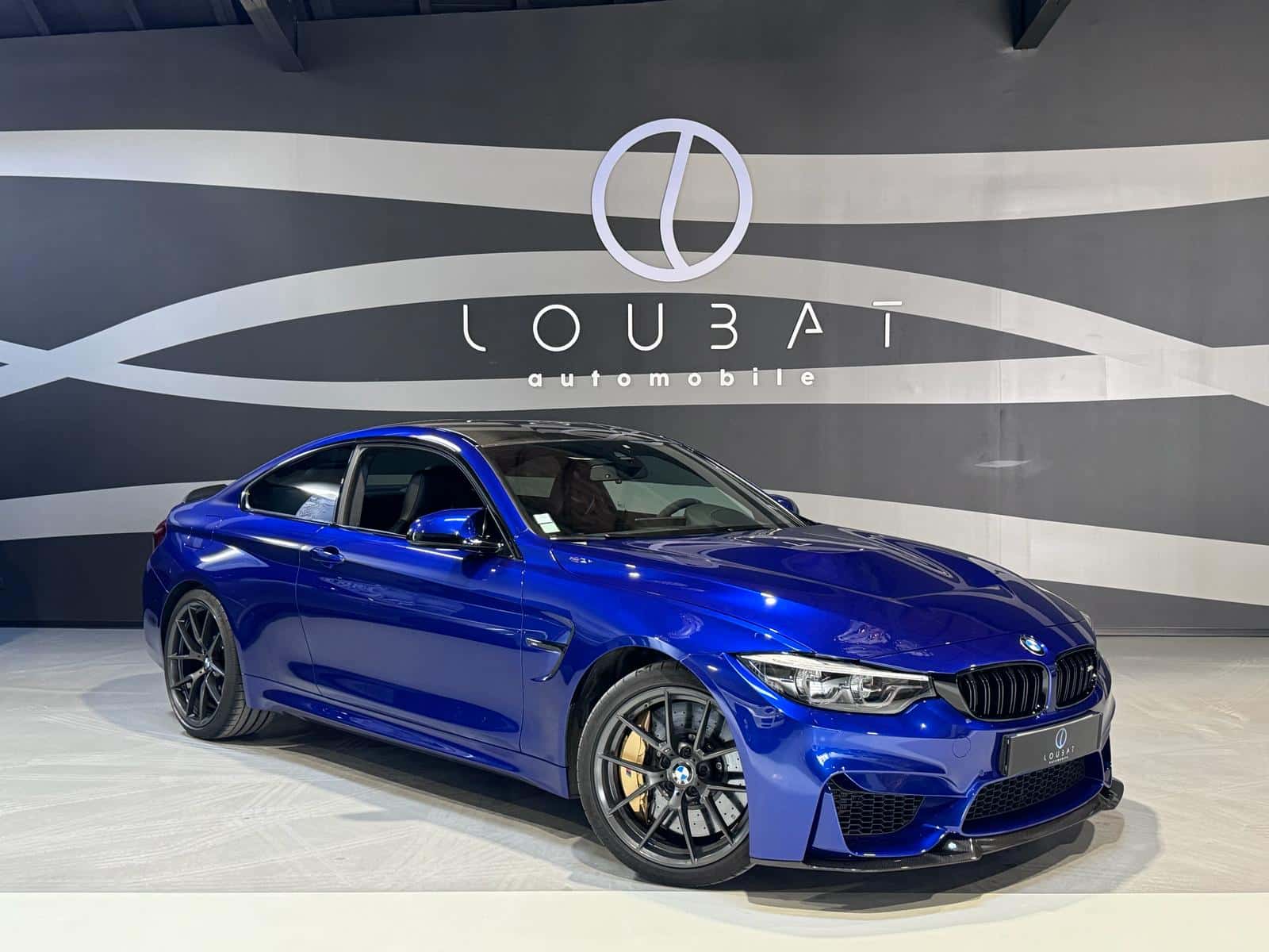 EX07-loubat-automobile-aveyron-millau-bmw-m4-cs-bleue