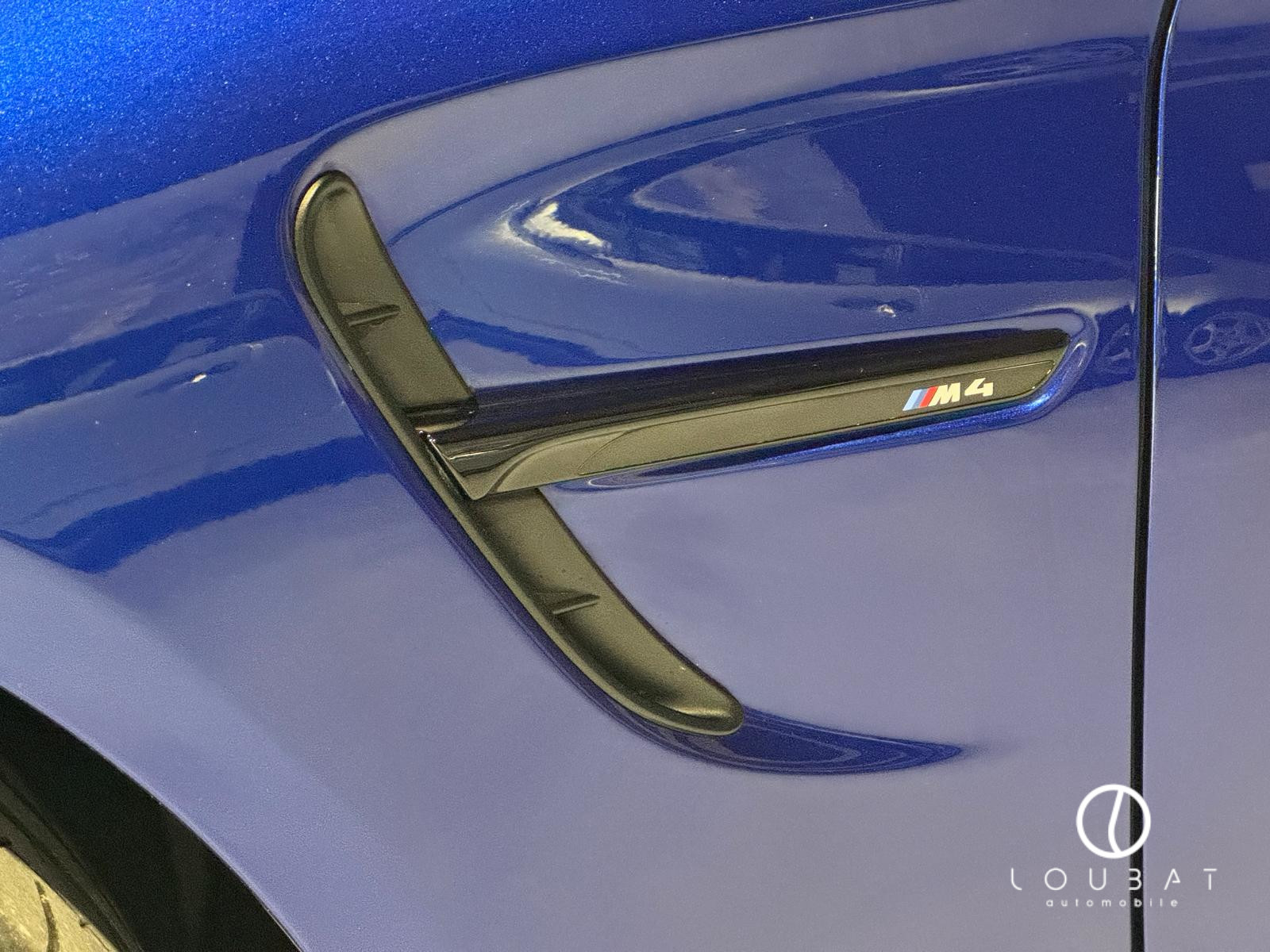 EX15-loubat-automobile-aveyron-millau-bmw-m4-cs-bleue