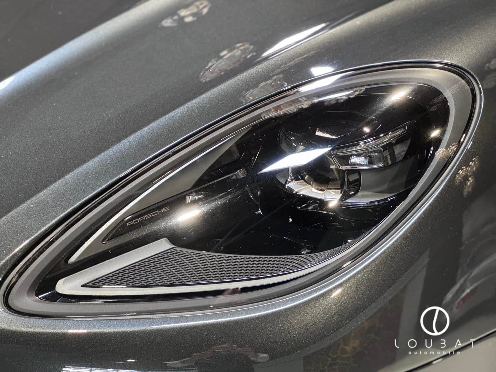 EX16-loubat-automobile-aveyron-millau-porsche-macan-gts-gris-volcan