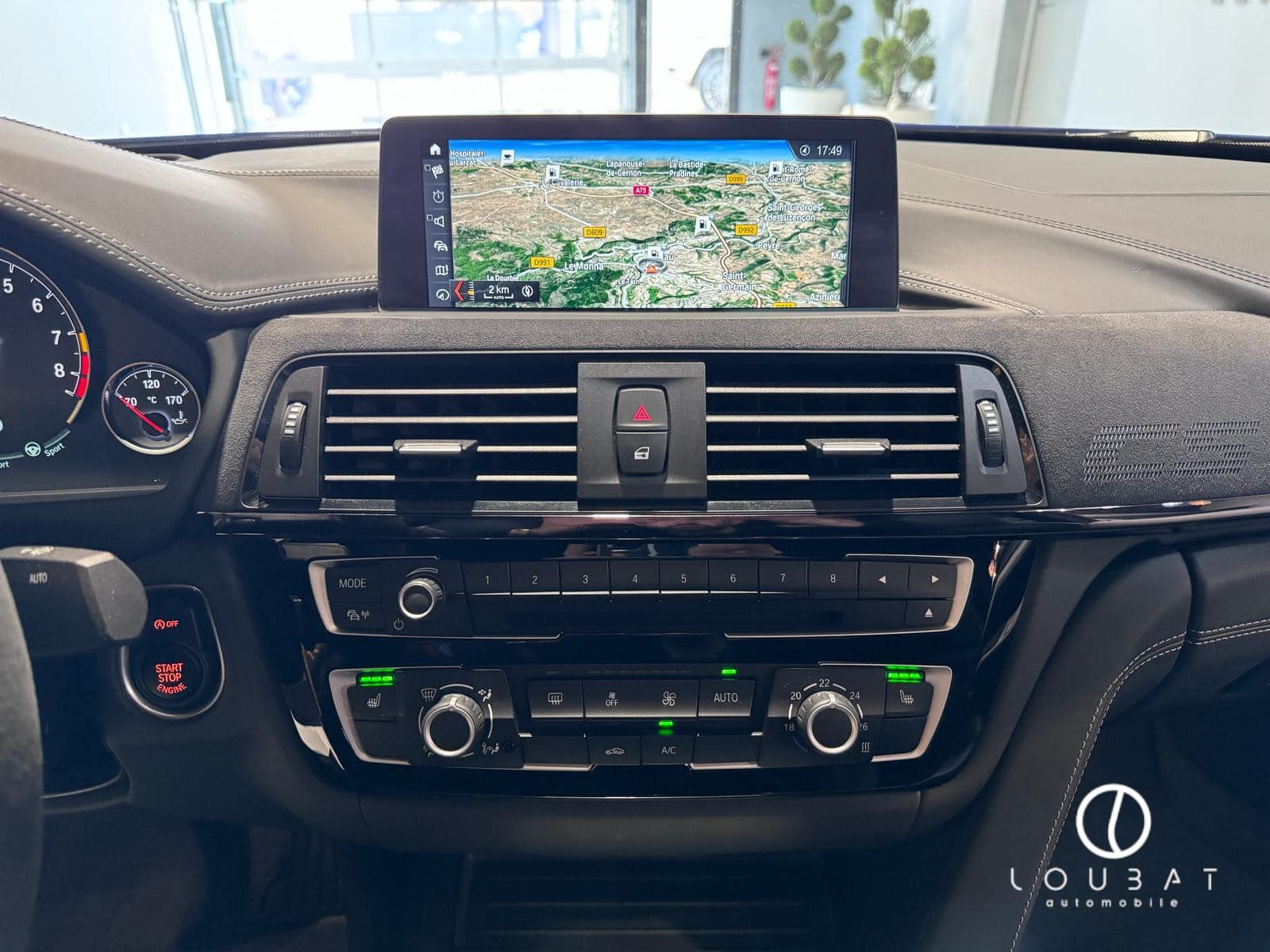 EXT08-loubat-automobile-aveyron-millau-bmw-m4-cs-bleue