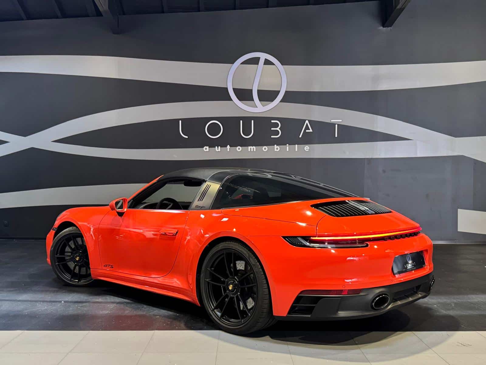 EX-loubat-automobile-aveyron-millau-porsche-911-992-GTS (2)