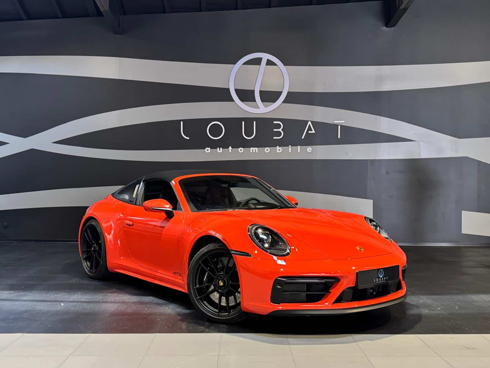 EX-loubat-automobile-aveyron-millau-porsche-911-992-GTS (8)