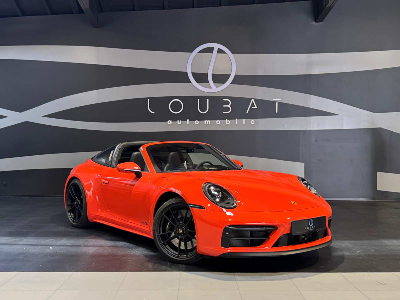 EX-loubat-automobile-aveyron-millau-porsche-911-992-GTS (9)