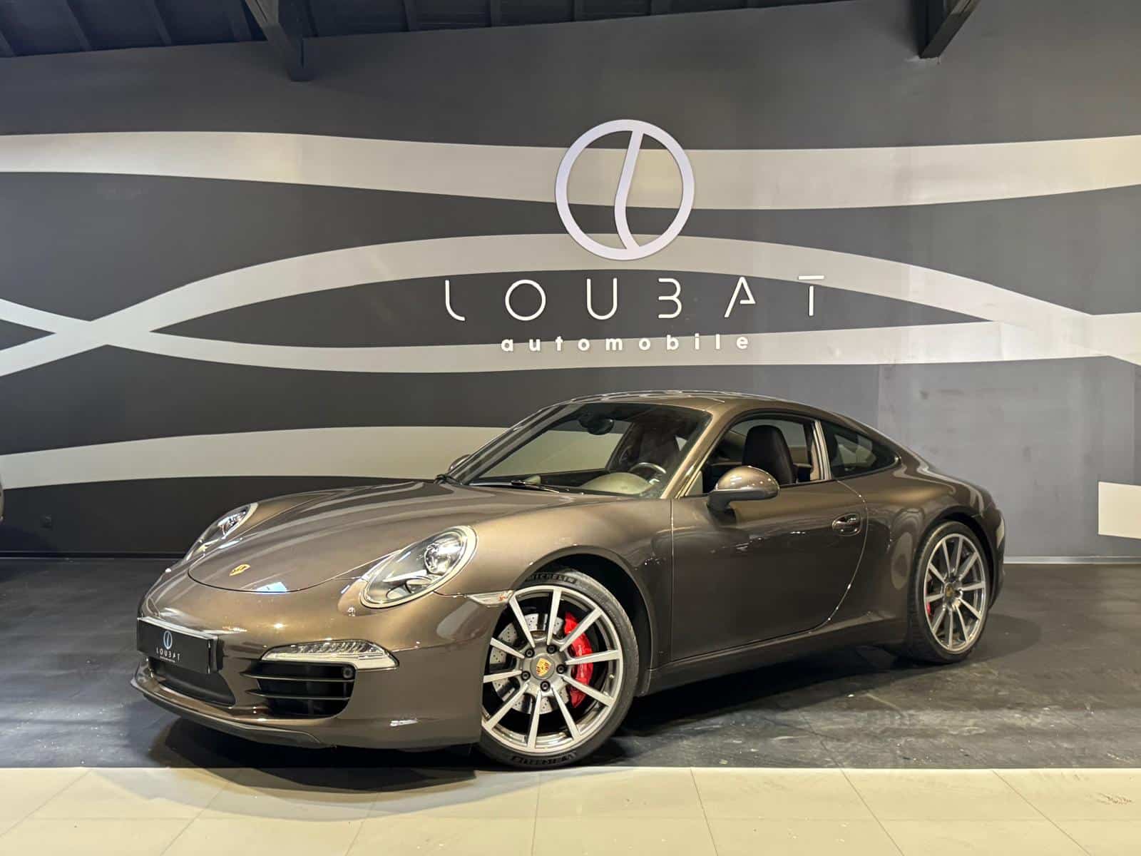 EX01-loubat-automobile-aveyron-millau-porsche-911-coupé (0)