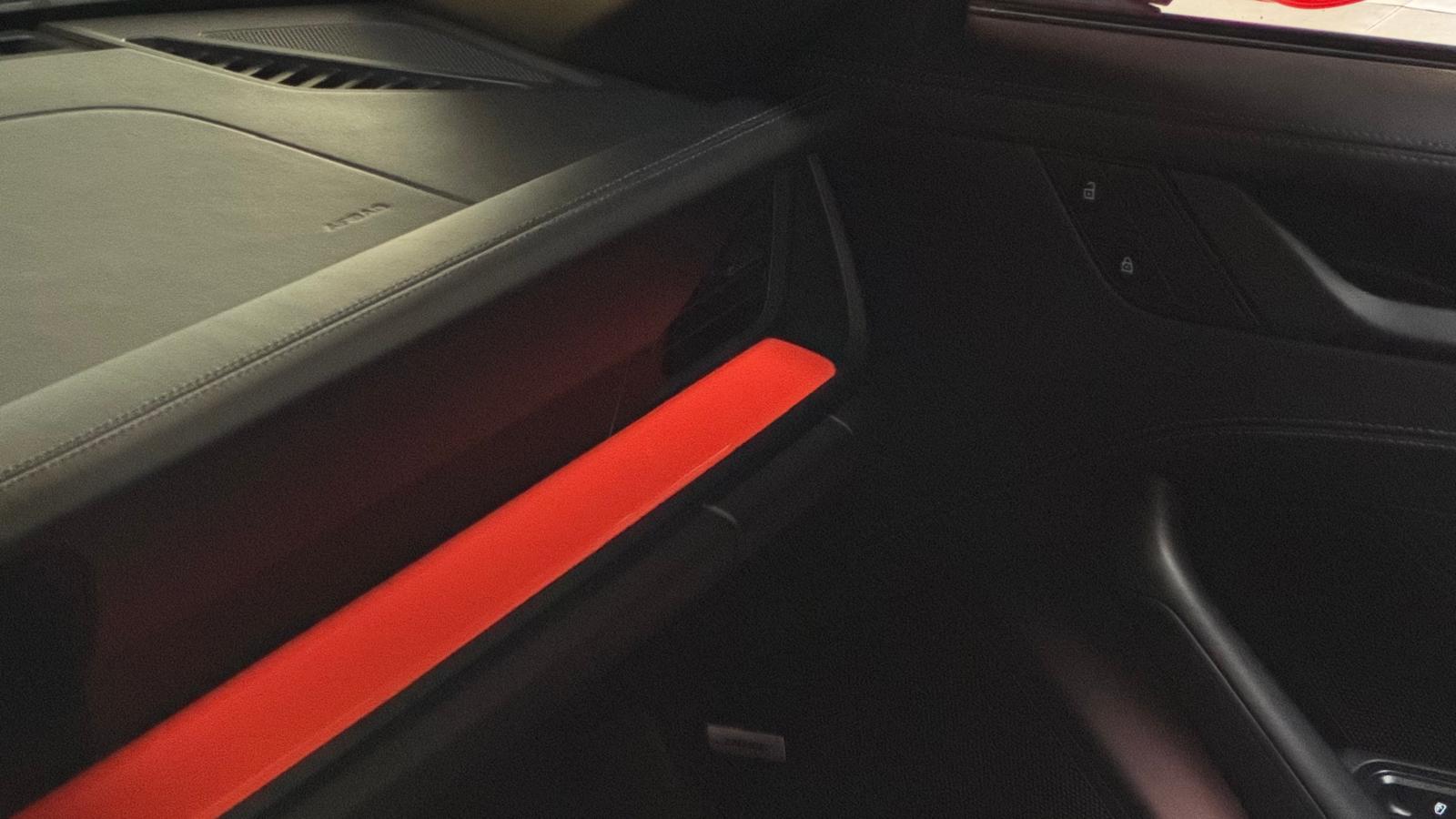 IN-loubat-automobile-aveyron-millau-porsche-911-992-GTS (19)