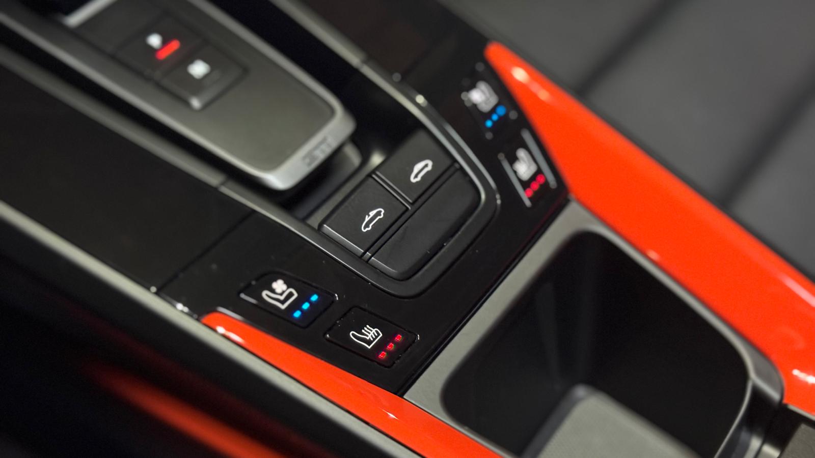 IN-loubat-automobile-aveyron-millau-porsche-911-992-GTS (26)