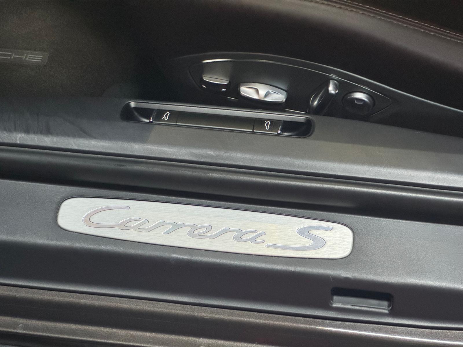 IN01-loubat-automobile-aveyron-millau-porsche-911-coupé (12)